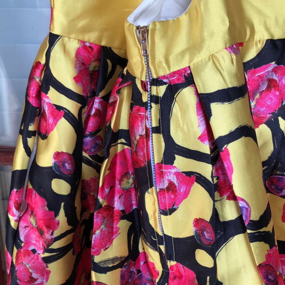 Cocktail Dress - Picture 6 of 8